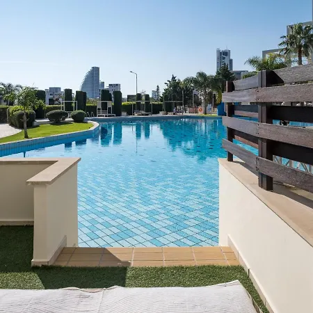 Nyaraló Sanders Aqua Park - Precious 3-bedroom Holiday With Shared Pool *