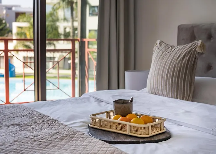 Sanders Aqua Park - Precious 3-bedroom Holiday With Shared Pool